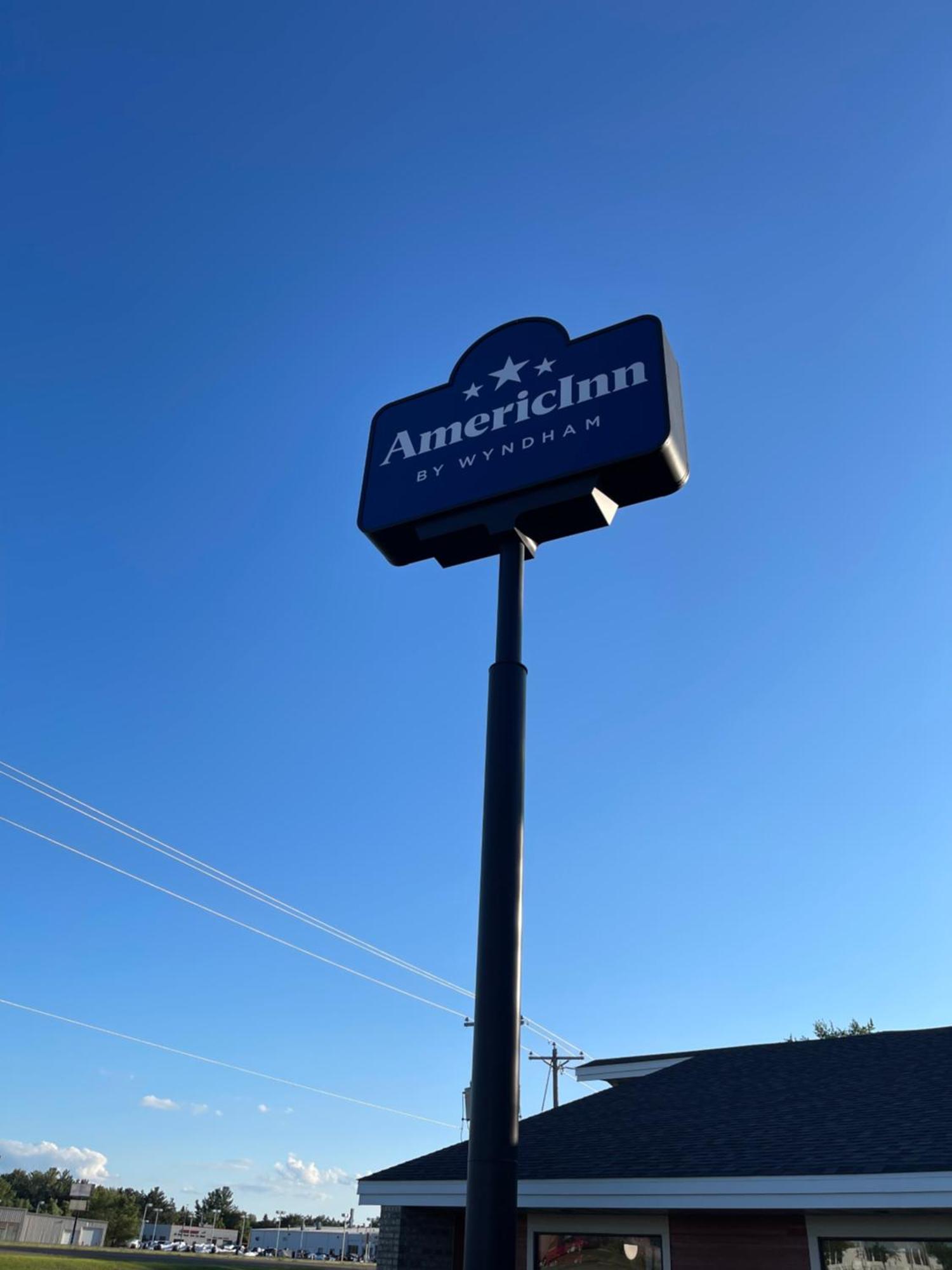 Americinn By Wyndham Чиппева-Фолс Экстерьер фото